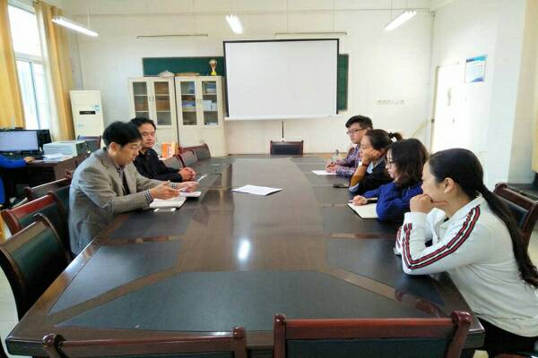 0s0-2064973011新莆京3969国家助学金评审会.jpg